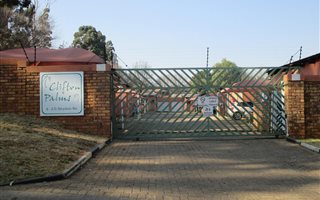 3 Bedroom Townhouse in Rensburg