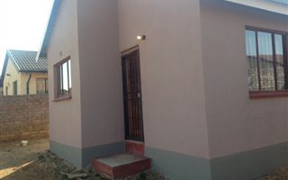 2 Bedroom House in Naturena