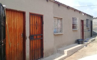 1 Bedroom House in Kaalfontein