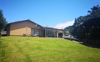 4 Bedroom House in Farningham Ridge