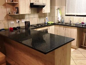 2 Bed Apartment in Florida Glen