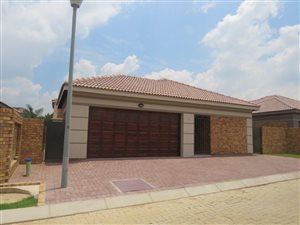 3 Bed Townhouse in Alberton