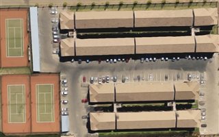 3300 m² Commercial space in Universitas