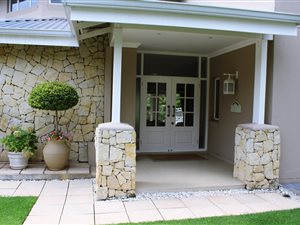 4 Bed House in Greenstone Hill