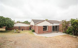 3 Bedroom Townhouse in South End