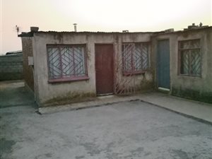 2 Bed House in Kwa Thema