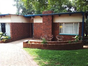 4 Bed House in Kwaggasrand