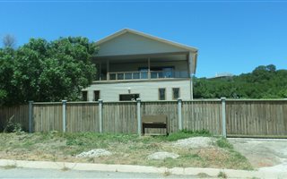 2 Bedroom House in Paradise Beach
