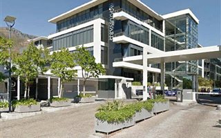 114 m² Commercial space in Woodstock