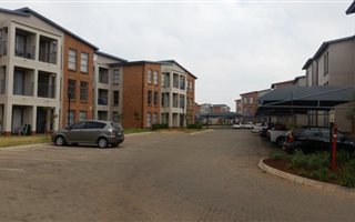 2 Bedroom Apartment in Jansen Park
