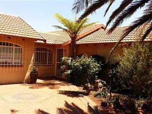 3 Bed House in Oberholzer