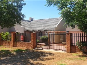 2 Bed House in Noordwyk