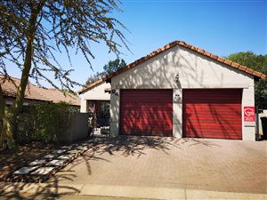 2 Bed Simplex in Bloubosrand