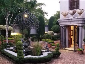 1 Bed Apartment in Waterkloof