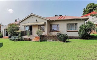 3 Bedroom House in Fontainebleau