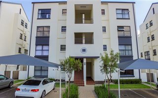 3 Bedroom Apartment in Greenstone Hill