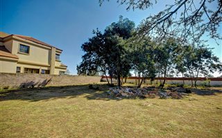 647 m² Land available in Homes Haven