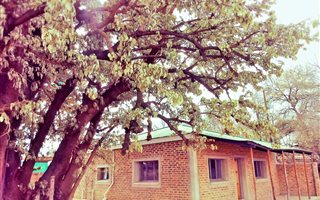 6 Bedroom House in Vyfhoek