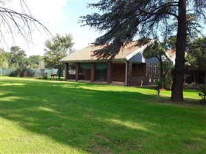 1.1 ha Farm in Unitas Park