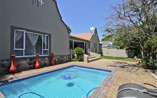 5 Bedroom House in Thornhill Estate