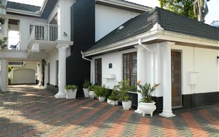 5 Bedroom House in Orient Heights