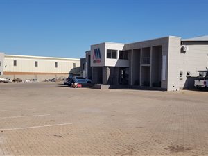 3000 m² Commercial space in Monavoni
