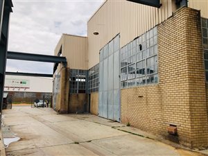 700 m² Industrial space in Lea Glen