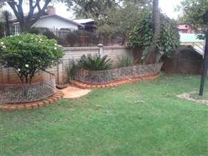 3 Bed Apartment in Vaalpark