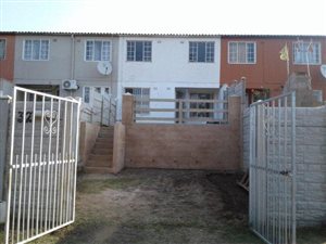 3 Bed Duplex in Clayfield