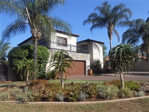 4 Bed House in Bougainvillea Estate