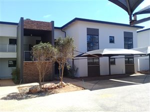2 Bed Apartment in Eye of Africa