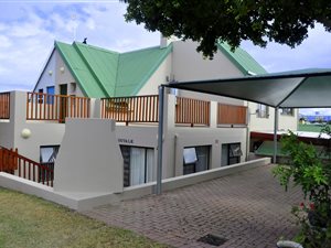 3 Bed Townhouse in Diaz Beach