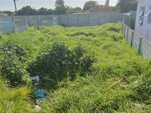 280 m² Land available in Lwandle