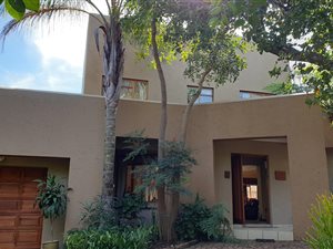 3 Bed House in Mount Amanzi