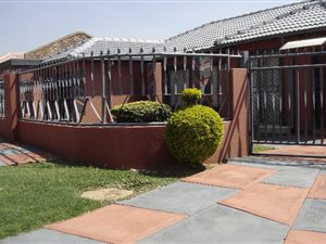 3 Bed House in Nellmapius