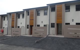 3 Bedroom Duplex in Escombe