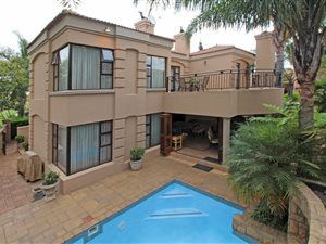 6 Bed House in Morehill