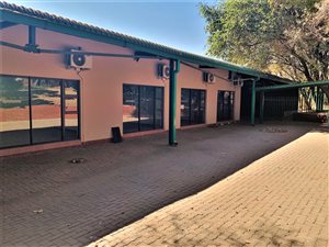 90 m² Commercial space in Wapadrand