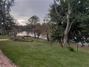 2.2 ha Farm in Ebner On Vaal