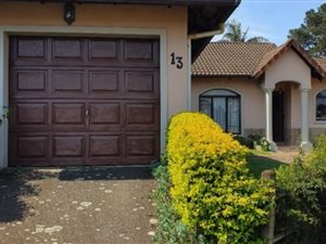 2 Bed Townhouse in Waterfall