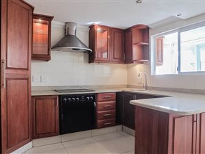 4 Bed Townhouse in Meerensee