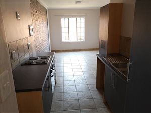 2 Bedroom Apartment in Rooihuiskraal North