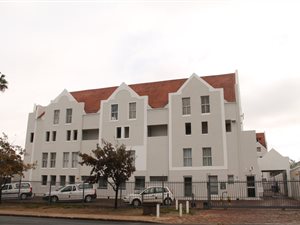 2 Bed Apartment in Stellenbosch Central