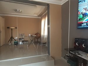 2 Bed House in Kwa Thema