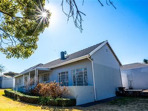 3 Bed House in Franklin Roosevelt Park