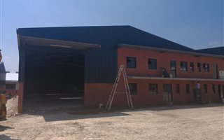 1540 m² Industrial space in Willow Park Manor
