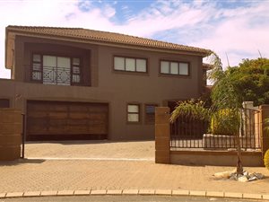 4 Bed House in Welgevonden Estate