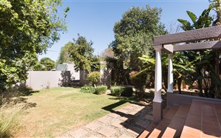 2 Bedroom House in Westdene