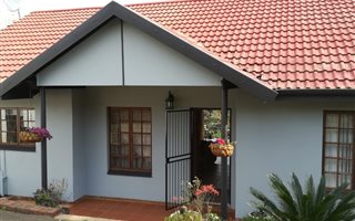 4 Bedroom House in Boughton