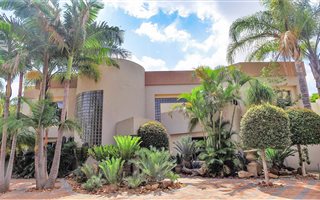 4 Bedroom House in Bendor